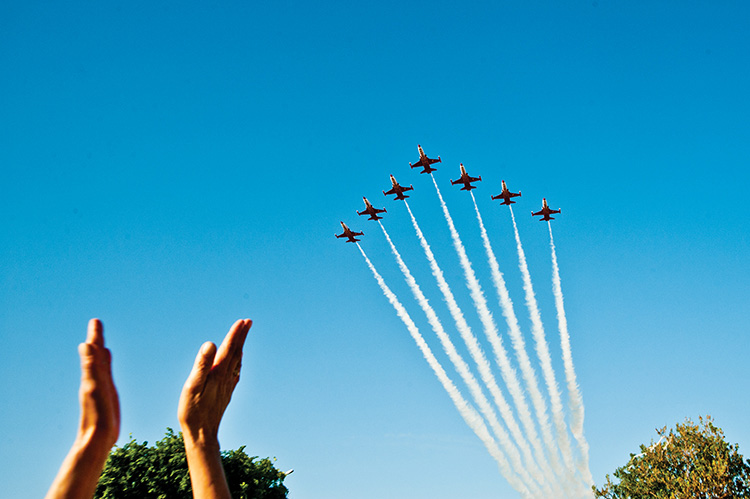side-air-show